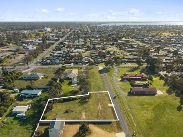 Land for sale in Yarrawonga, Victoria