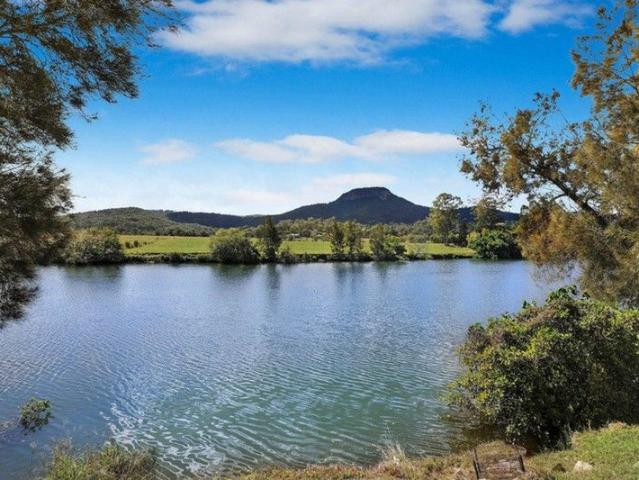 Cottage for sale in Kings Creek, Queensland