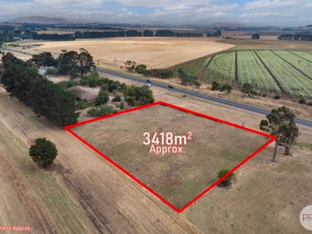 Land for sale in Learmonth, Victoria