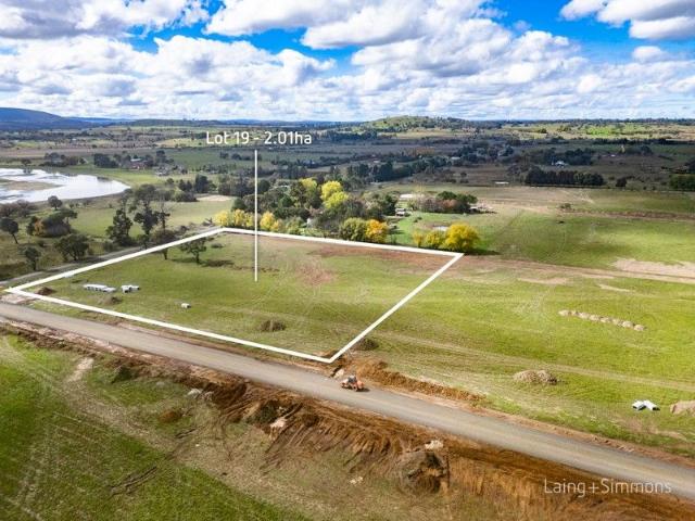 Land for sale in Saumarez, New South Wales