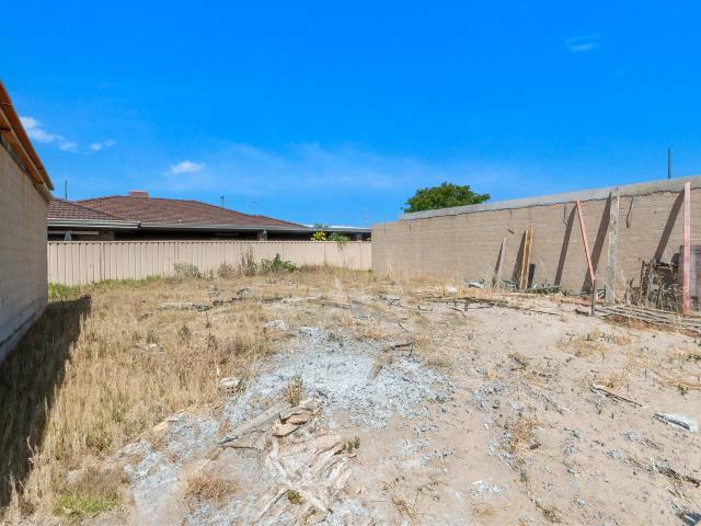 Property for sale in Queens Park, Western Australia