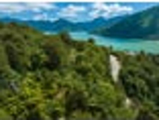 Land for sale in Marlborough
