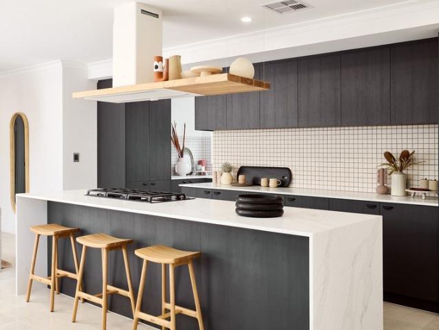 Cottage for sale in Ballajura, Western Australia