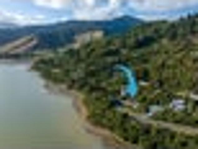 Land for sale in Marlborough
