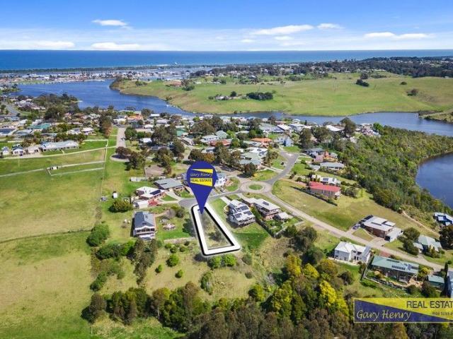 Land for sale in Lakes Entrance, Victoria