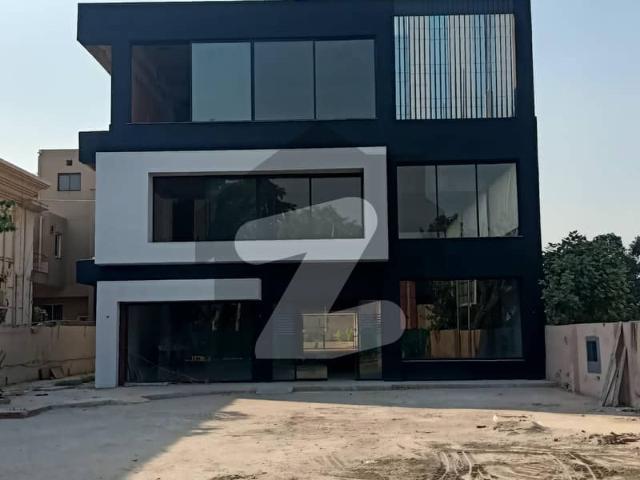 Building for rent in Rawalpindi, Islamabad Capital Territory