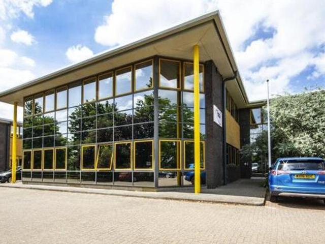 House for sale in North Watford, Hertfordshire