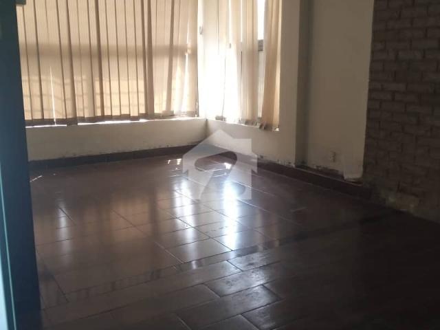 Building for rent in اسلام آباد, زون 1