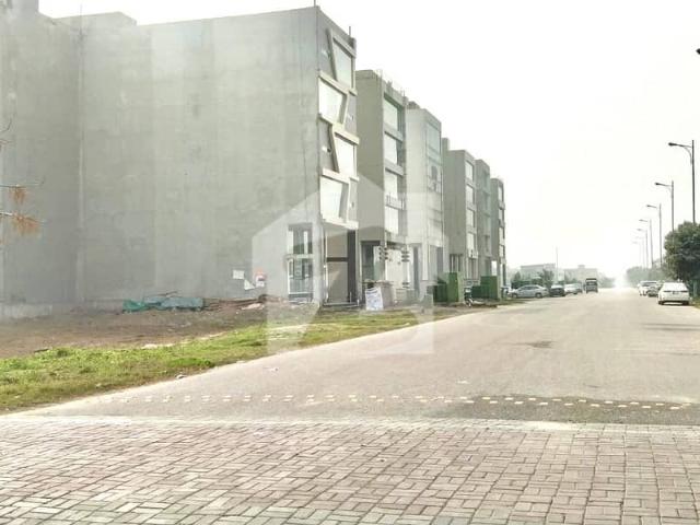 Building for sale in لاہور, لاہور ڈویژن