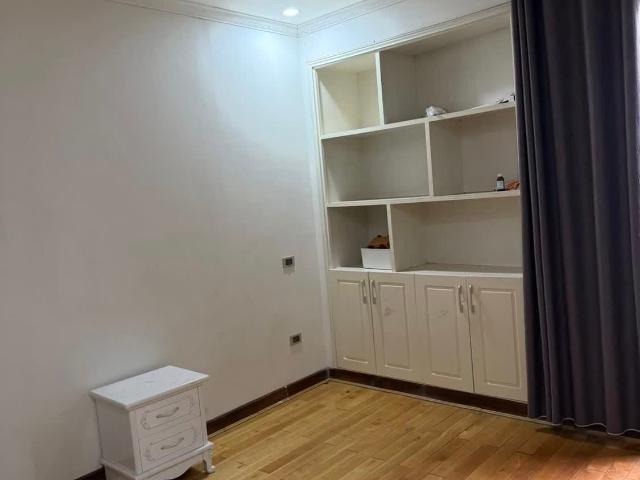 Nhà mặt phố bán tại Hoàn Kiếm, Hà Nội