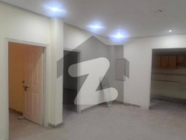 Building for sale in Karachi, Sindh