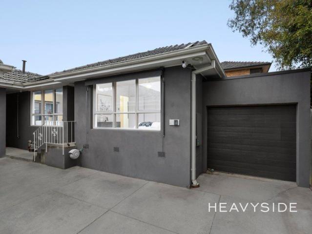 Villa for sale in Camerons Creek, Victoria