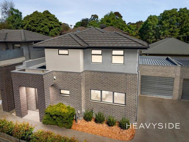 Townhouse for sale in Blackburn South, Melbourne