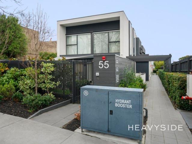 Townhouse for sale in Camerons Creek, Victoria