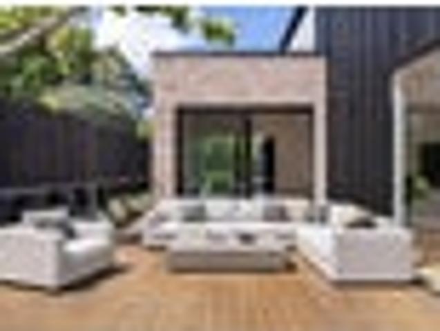 House for sale in Paremoremo