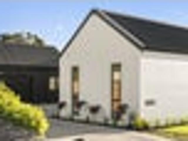House for sale in Awhitu