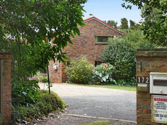 House for sale in Tamborine Mountain, Queensland