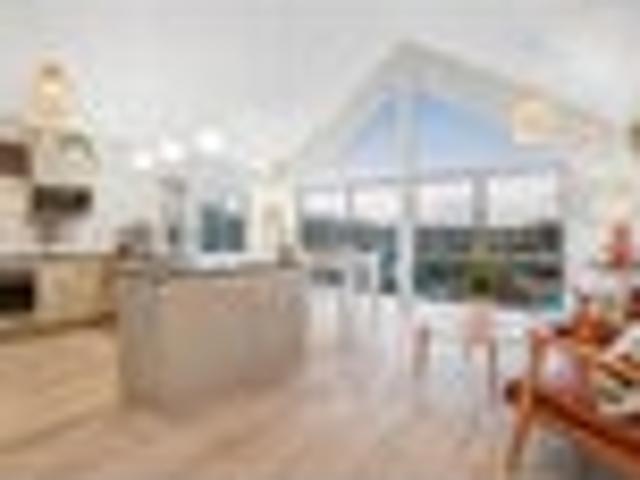 House for sale in Whangaparaoa