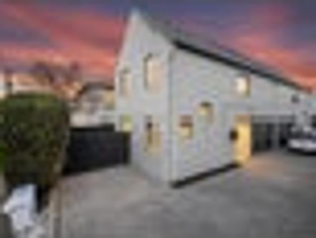 House for sale in Heathcote, Canterbury