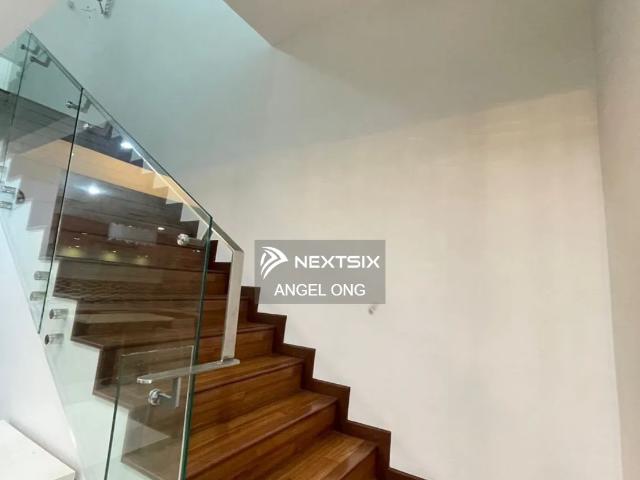 Residential House for sale in Sibu Laut