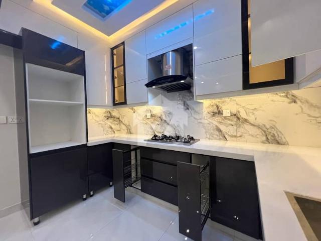 Apartment for sale in کراچی ڈویژن, North Waziristan