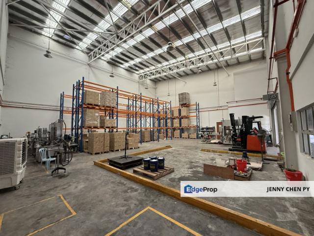 Warehouse for rent in Kawasan Perindustrian Bukit Angkat, Majlis Perbandaran Kajang