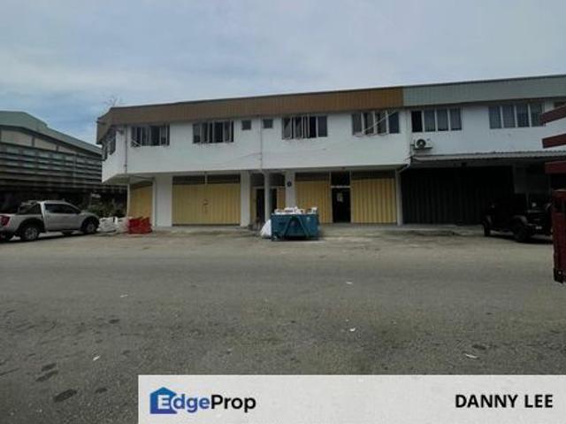 Warehouse for sale in Kajang, Langat