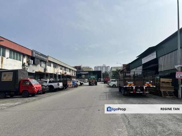 Warehouse for sale in Kajang, Langat