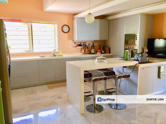 House for sale in Country Heights Damansara, Kuala Lumpur