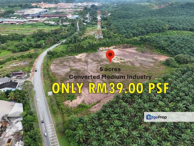 Warehouse for sale in Johor