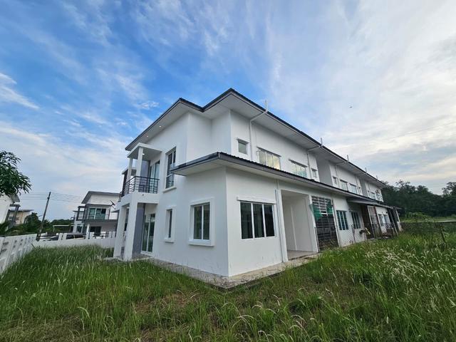 Terraced House for sale in Kuching, Bahagian Kuching