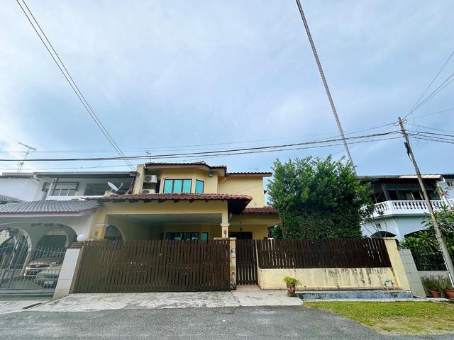 Residential House for sale in Malaka
