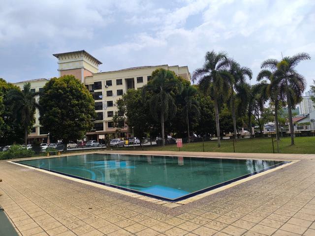 Apartment for sale in Malaka
