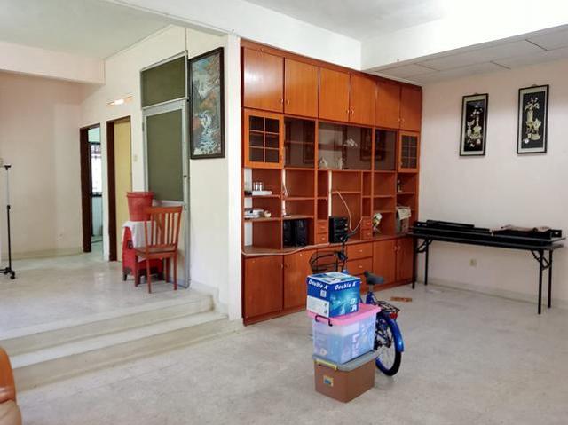 Residential House for sale in Malaka