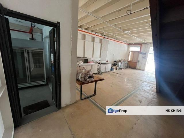 Shop for rent in Country Heights Damansara, Kuala Lumpur