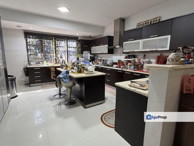 House for sale in Country Heights Damansara, Kuala Lumpur