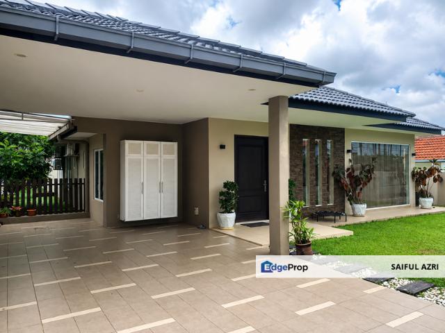 House for sale in Petaling, Damansara Damai
