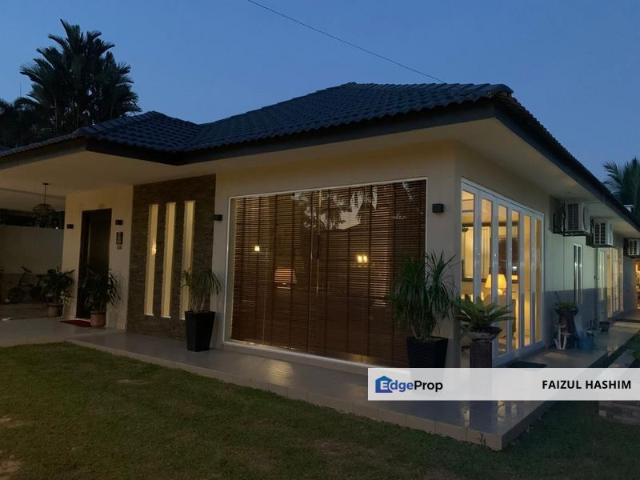 House for sale in Petaling, Damansara Damai