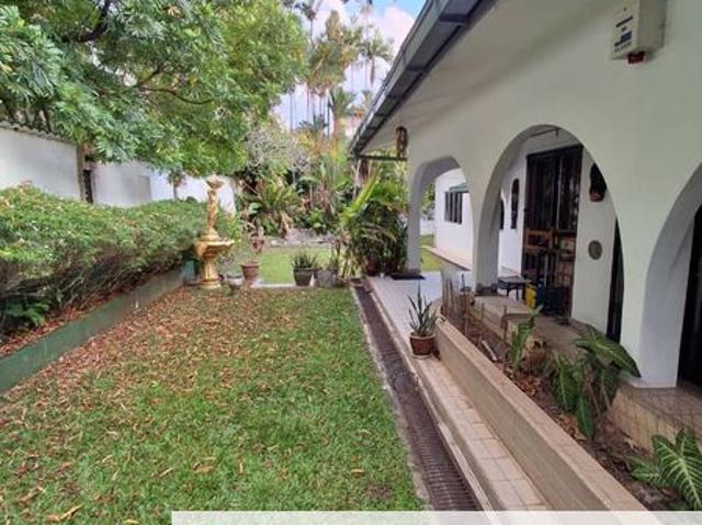 House for sale in Petaling, Damansara Damai
