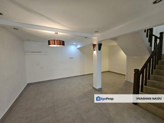 House for sale in Petaling, Damansara Damai