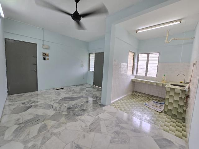 Flat for sale in Selayang, Selangor