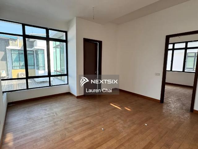 Shop for sale in Bukit Ledang, Johor