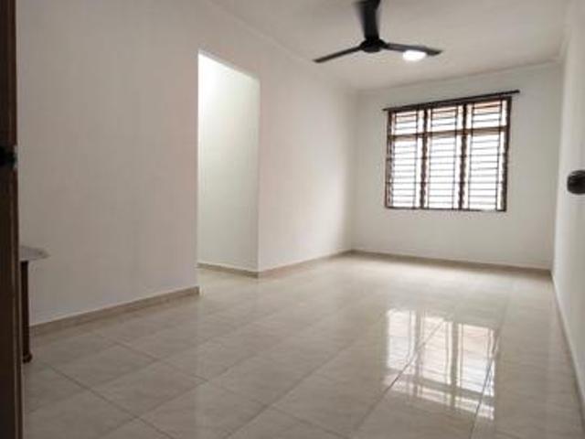 Flat for sale in Bukit Ledang, Johor