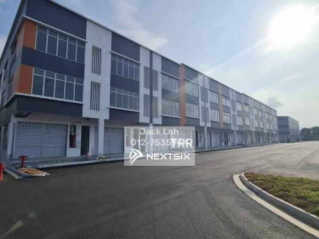 Shop for rent in Bukit Ledang, Johor