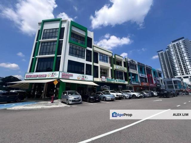 Shop for rent in Bukit Ledang, Johor