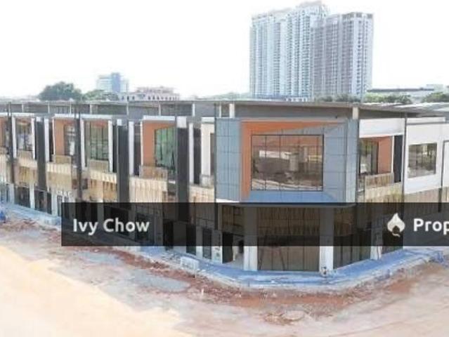 Shop for rent in Bukit Ledang, Johor