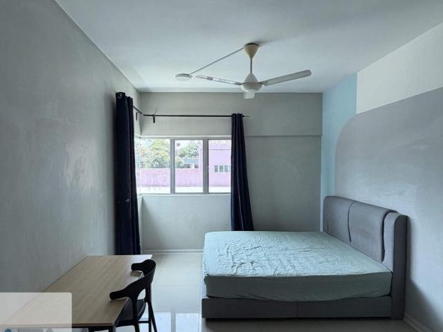Room for rent in Taman OUG, Kuala Lumpur