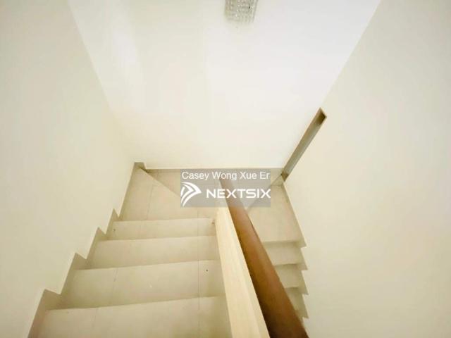 Residential House for sale in Country Heights Damansara, Kuala Lumpur