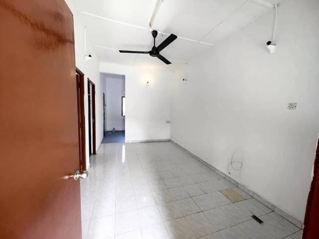Terraced House for sale in Ulu Tiram, Johor