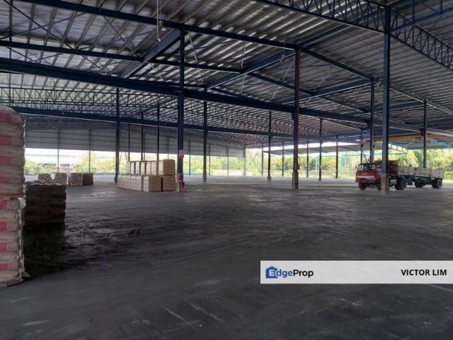 Warehouse for rent in Petaling, Alam Impian